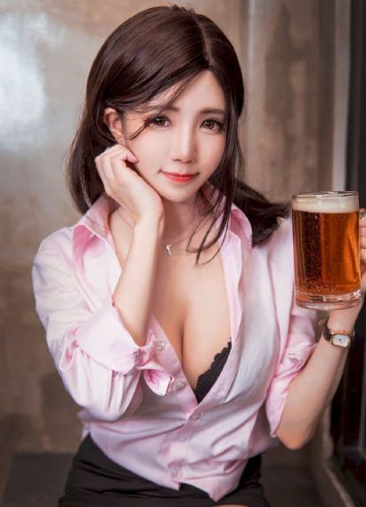 《年轻漂亮的老师3_免费高清观看
