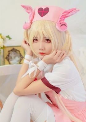 一女七男_BD英语超清免费观看