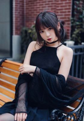 玫瑰故事40集免费看_BD英语超清免费观看