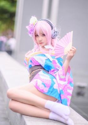 丰满阿婆性饥饿_720高清完整版