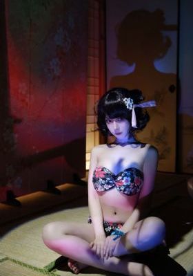 和表姐同居免费观看_高清完整视频观看